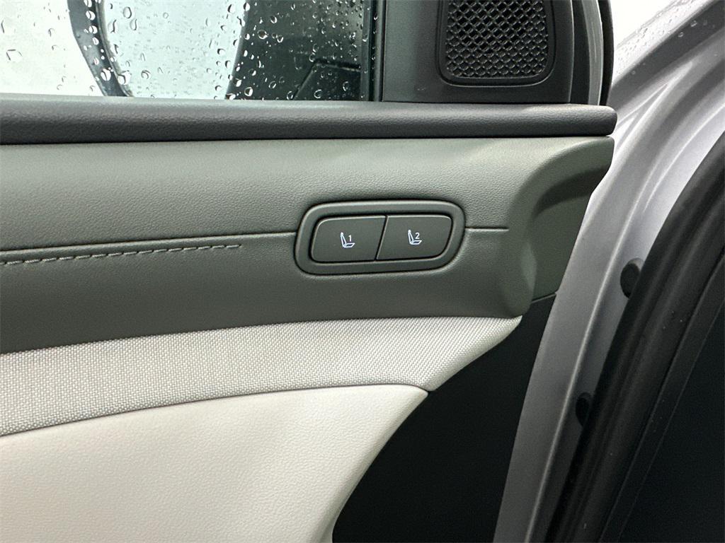 new 2026 Hyundai TUCSON Hybrid car, priced at $40,583