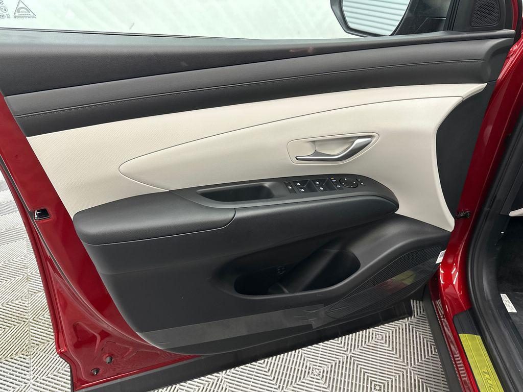 new 2026 Hyundai TUCSON Hybrid car, priced at $33,325