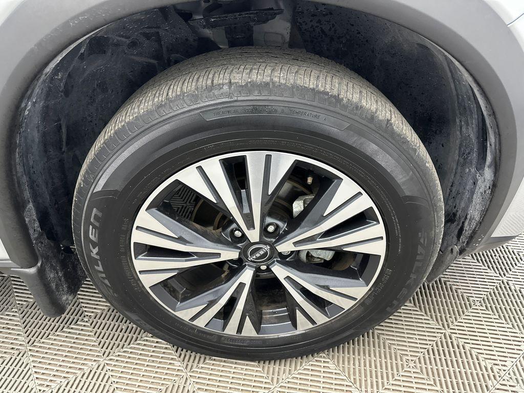 used 2023 Nissan Rogue car, priced at $23,401