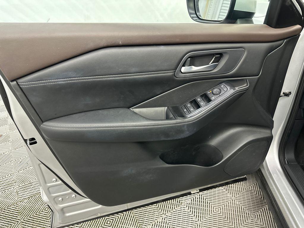 used 2023 Nissan Rogue car, priced at $23,401