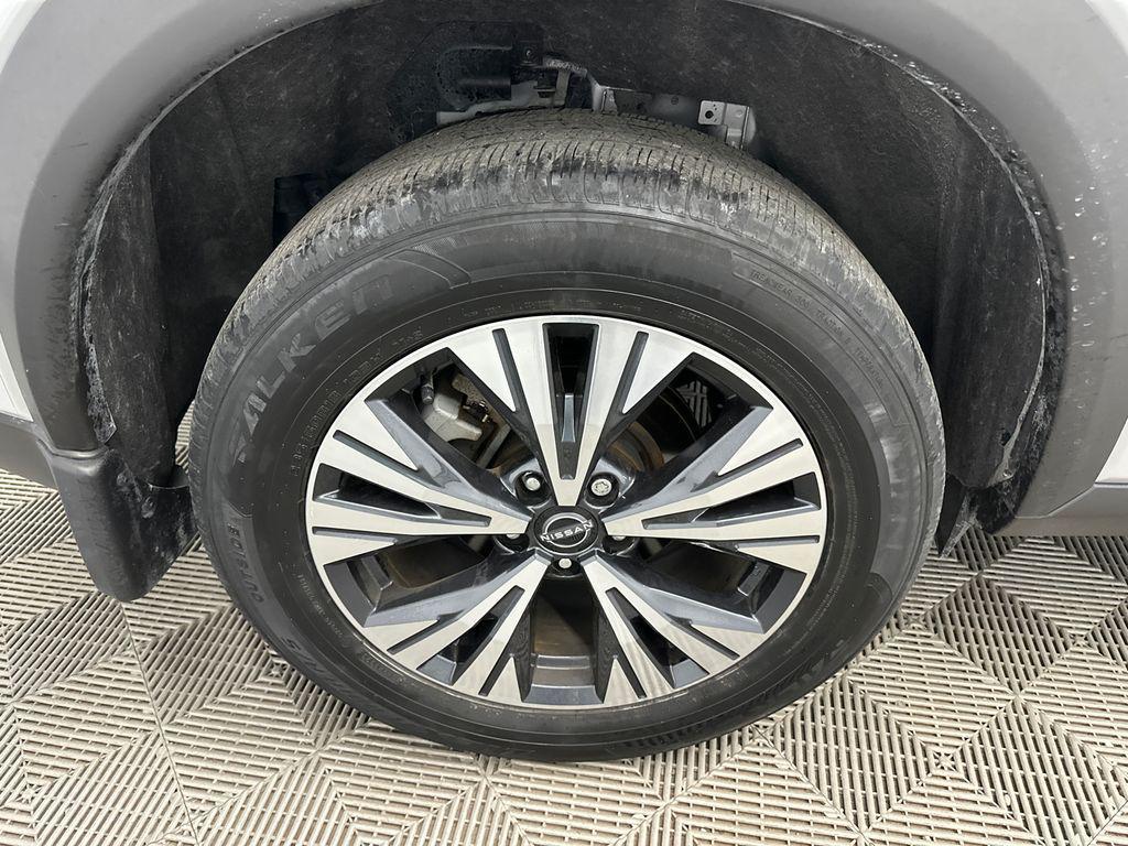 used 2023 Nissan Rogue car, priced at $23,401