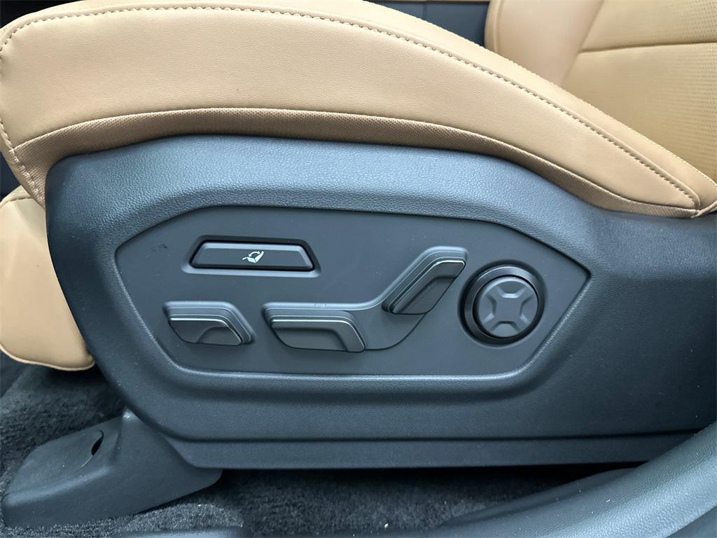 new 2026 Hyundai SANTA FE HEV car, priced at $47,171