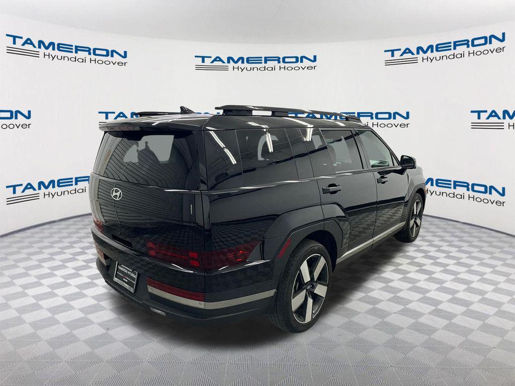 used 2025 Hyundai Santa Fe car, priced at $34,624