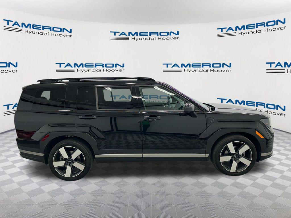 used 2025 Hyundai Santa Fe car, priced at $34,624