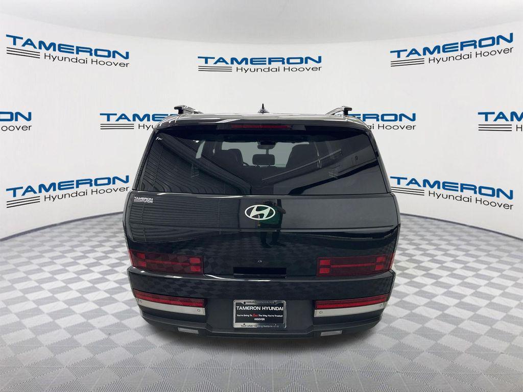 used 2025 Hyundai Santa Fe car, priced at $34,624