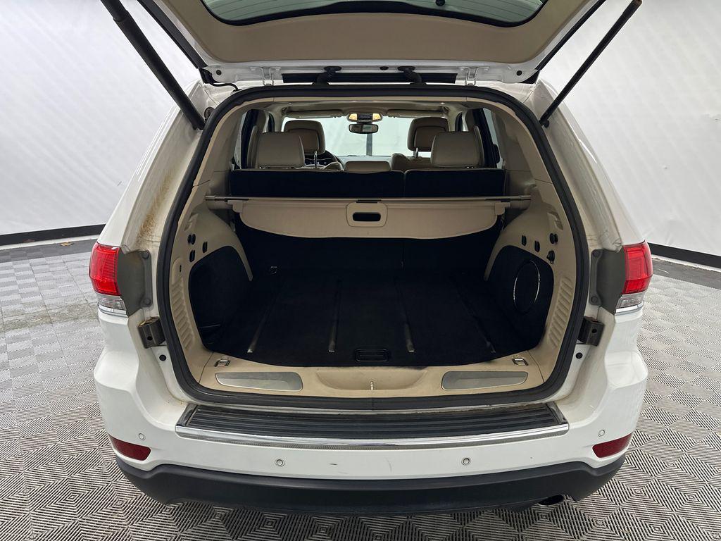 used 2017 Jeep Grand Cherokee car, priced at $13,627