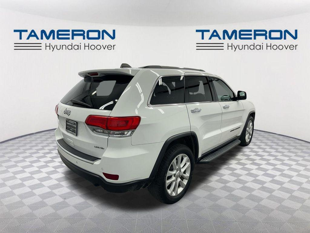 used 2017 Jeep Grand Cherokee car, priced at $13,627