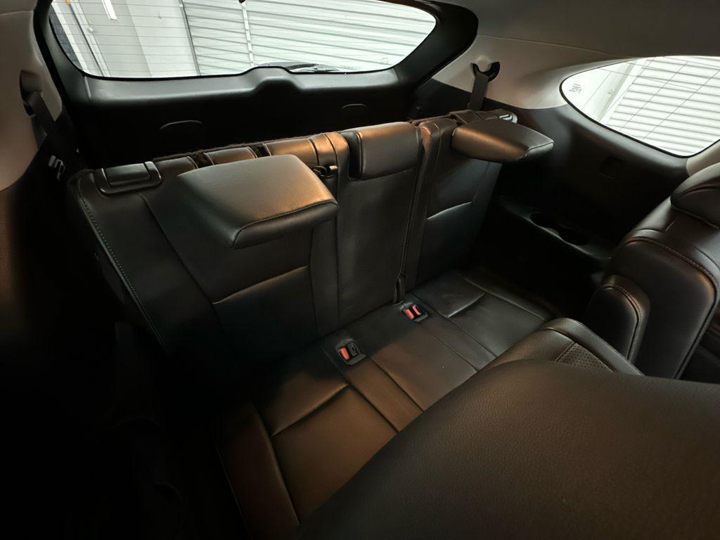 used 2023 Toyota Highlander car, priced at $35,669