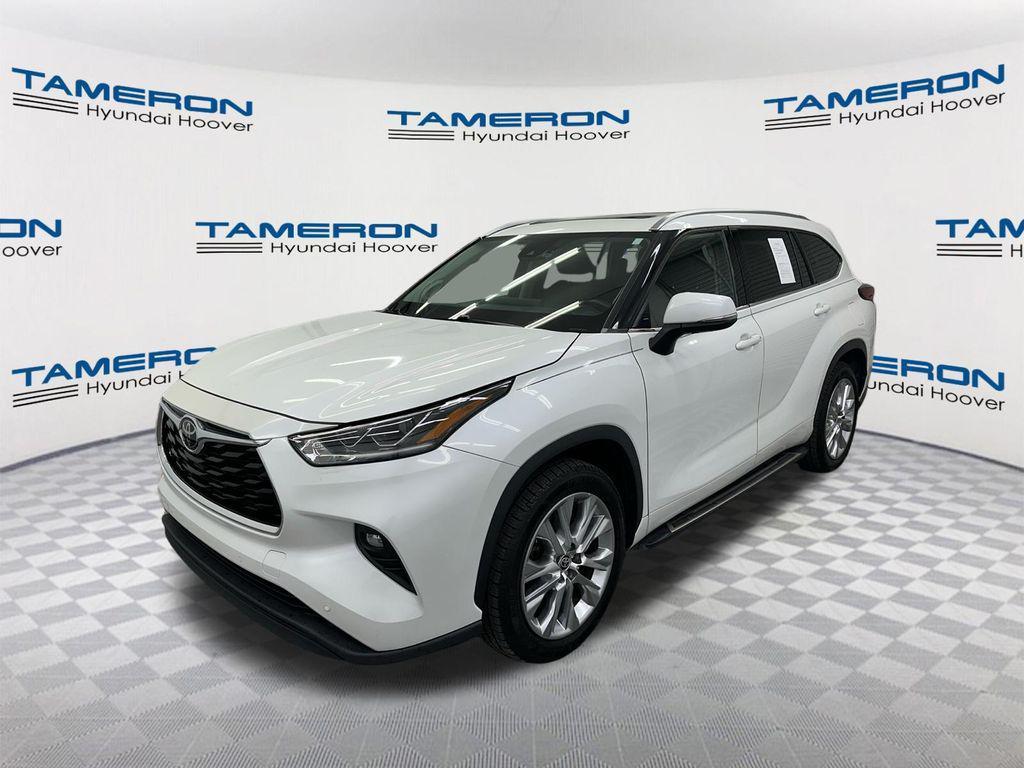 used 2023 Toyota Highlander car, priced at $36,296