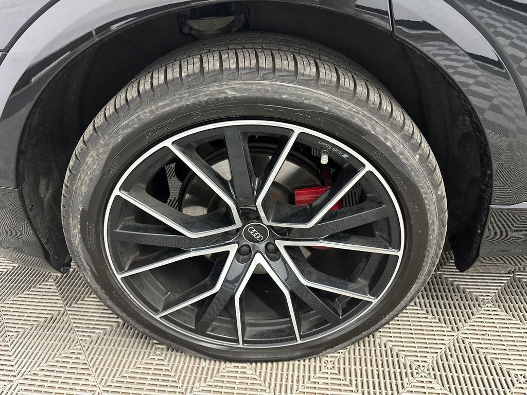 used 2022 Audi SQ8 car, priced at $53,604