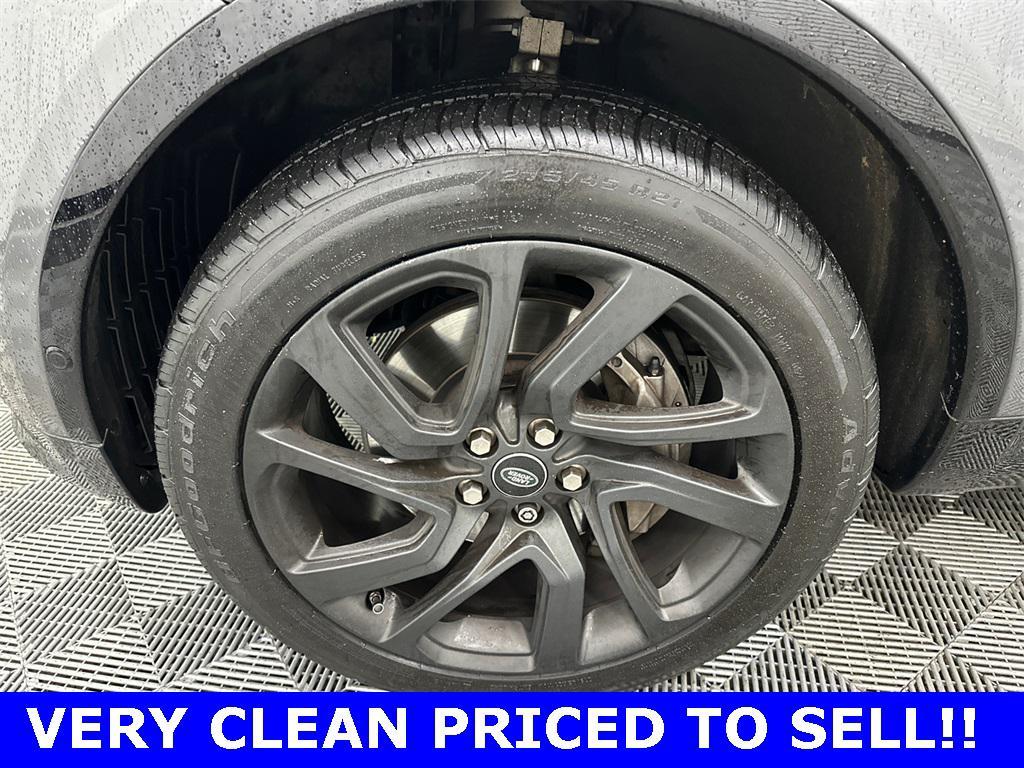 used 2018 Land Rover Discovery car, priced at $15,102