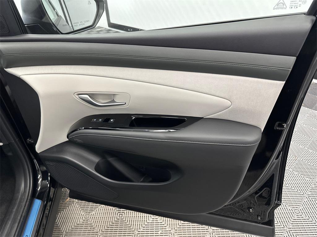 new 2026 Hyundai Tucson car, priced at $38,072
