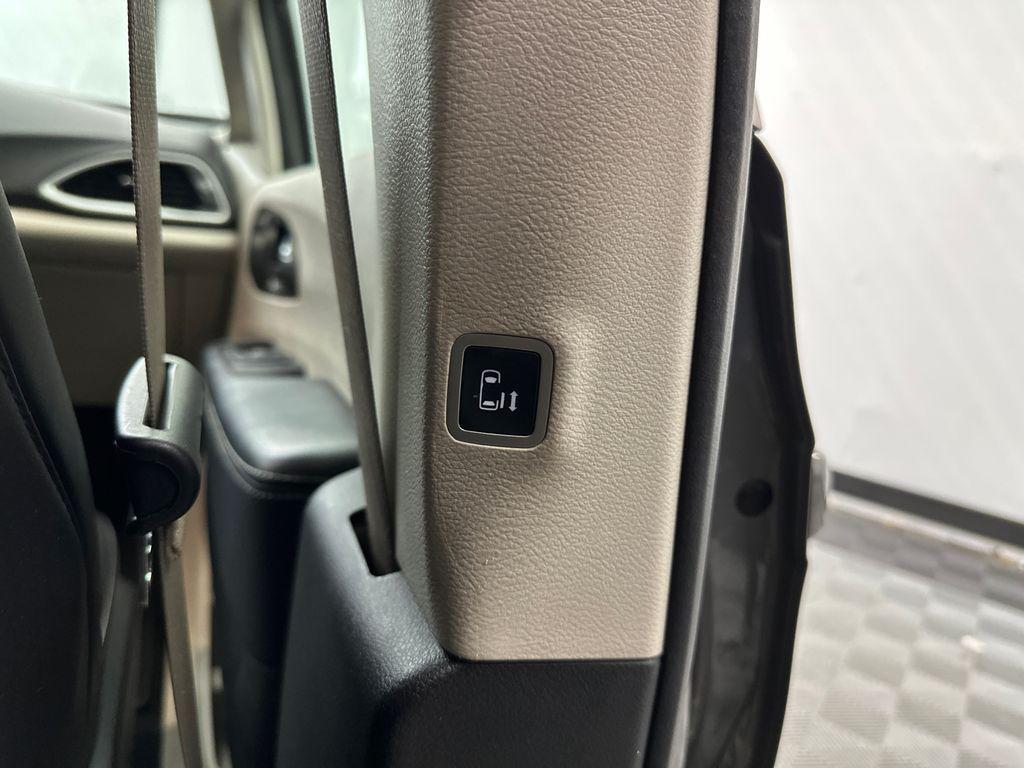 used 2023 Chrysler Pacifica car, priced at $23,859