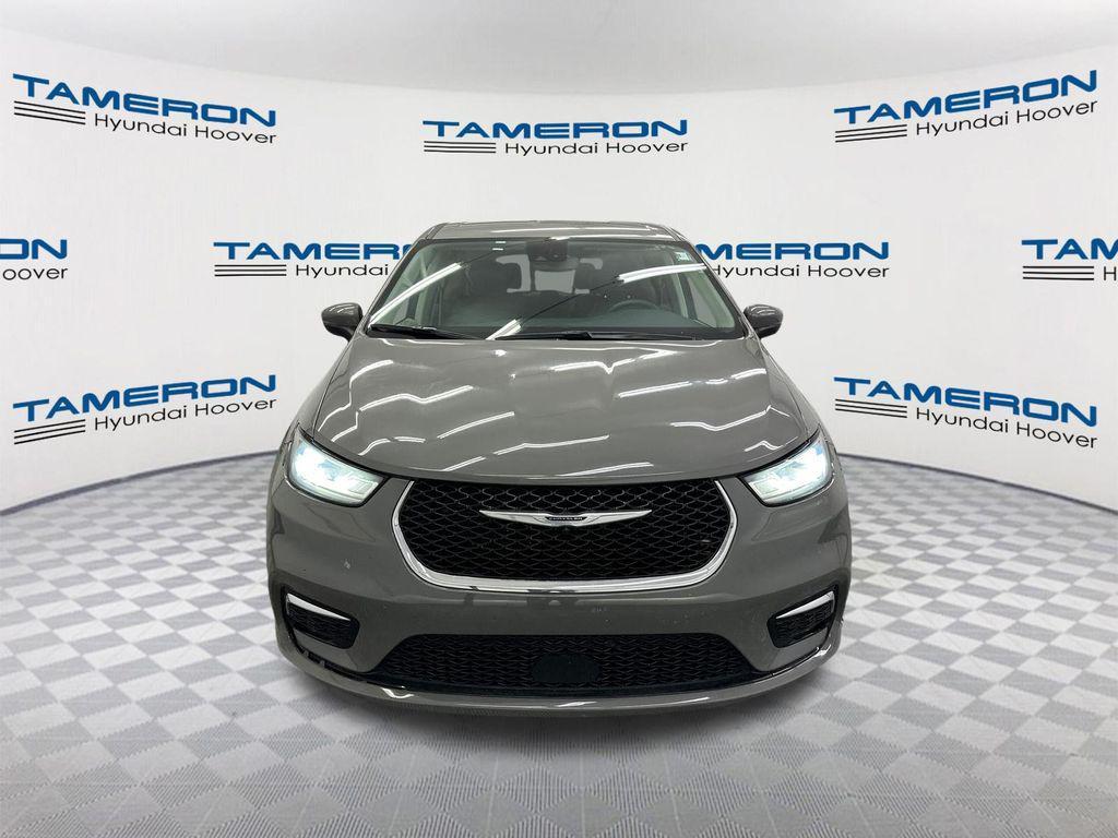 used 2023 Chrysler Pacifica car, priced at $23,859