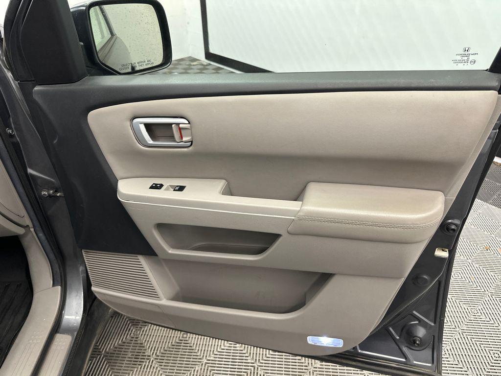 used 2013 Honda Pilot car, priced at $9,313