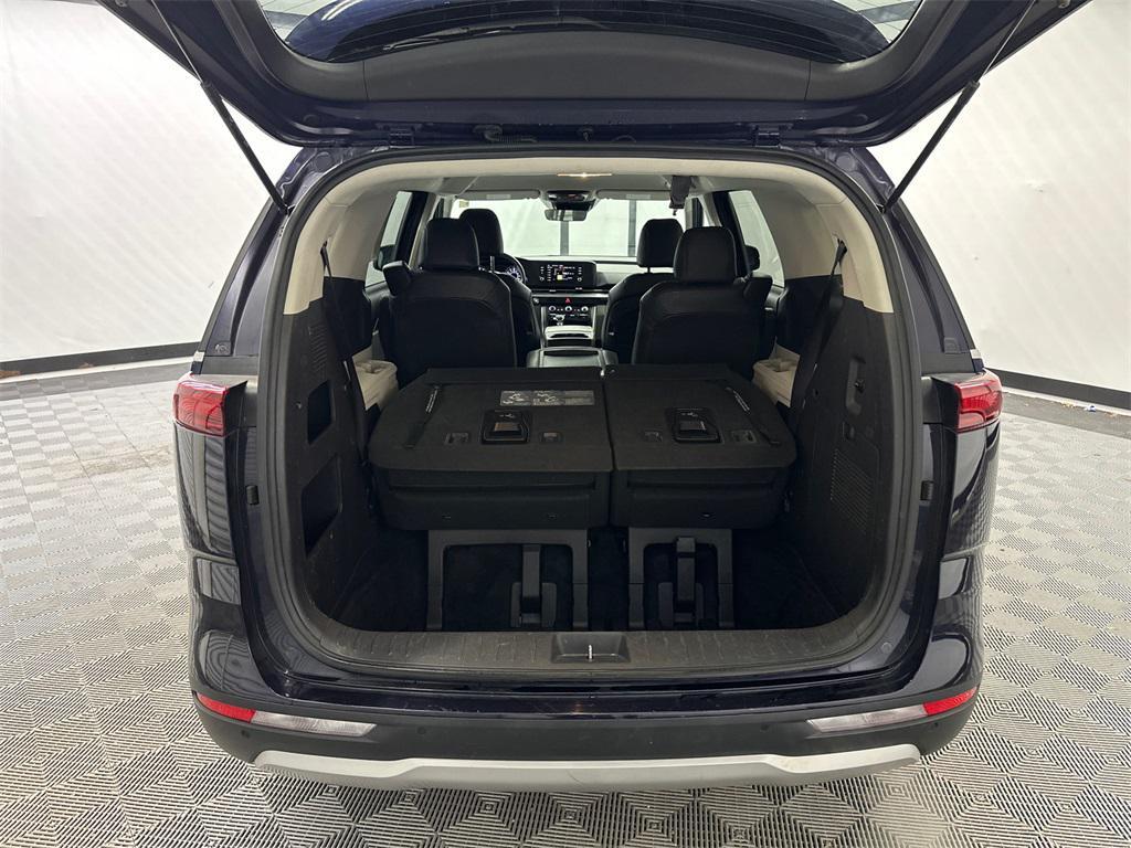 used 2024 Kia Carnival car, priced at $27,991