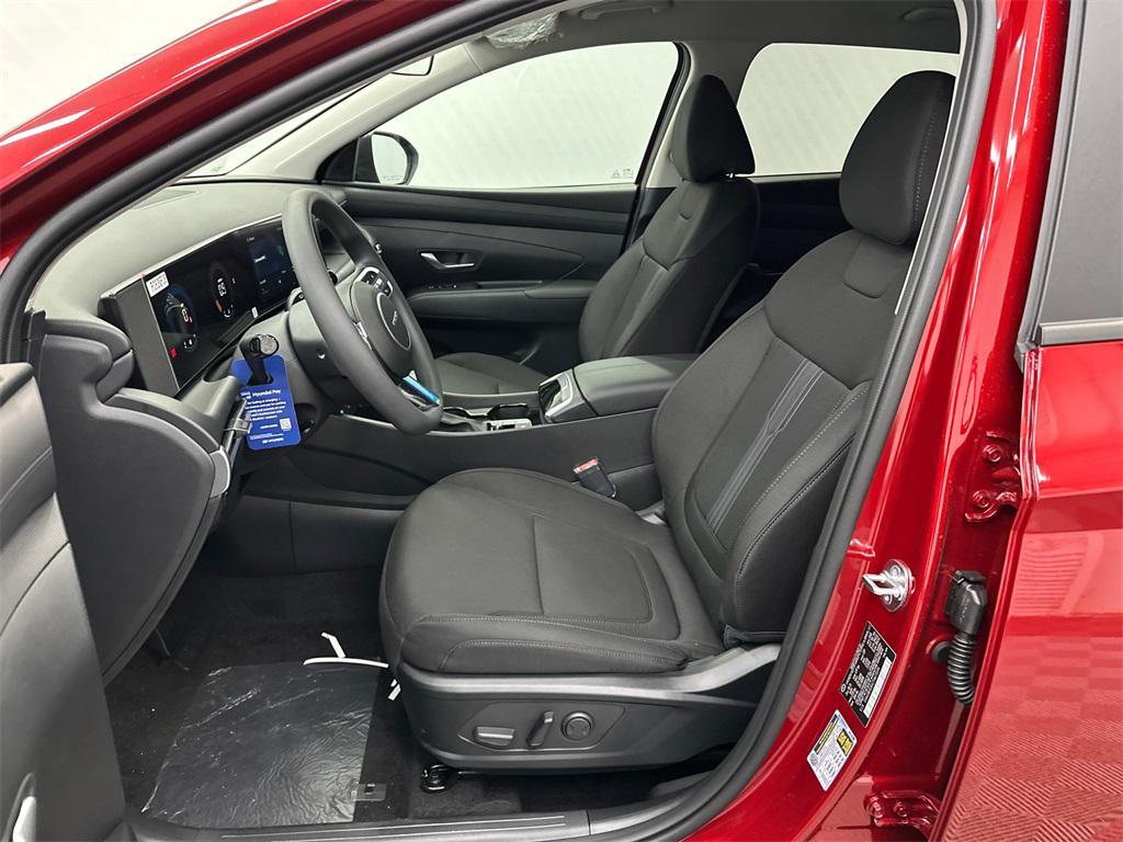 new 2026 Hyundai Tucson car, priced at $29,910