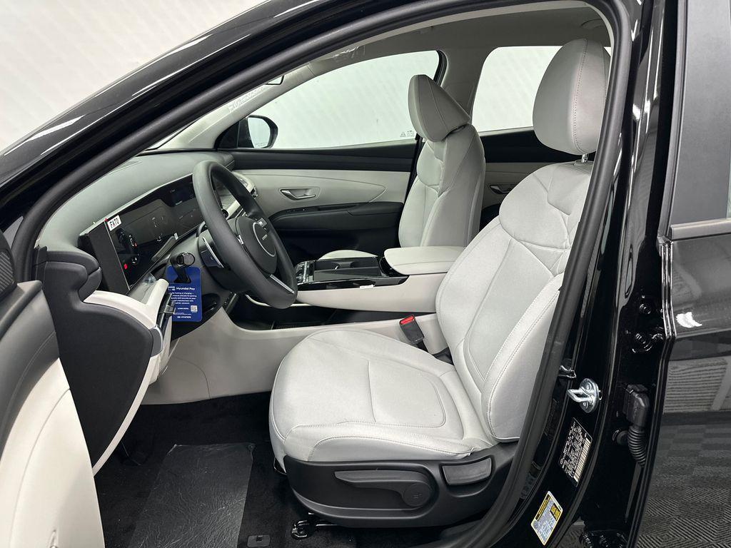 new 2026 Hyundai TUCSON Hybrid car, priced at $31,830