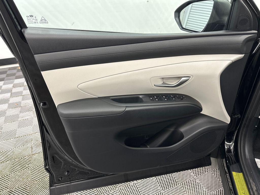 new 2026 Hyundai TUCSON Hybrid car, priced at $31,830