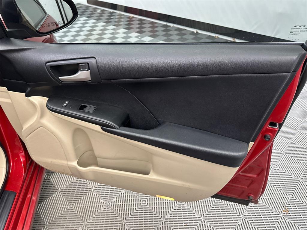 used 2014 Toyota Camry car, priced at $10,662