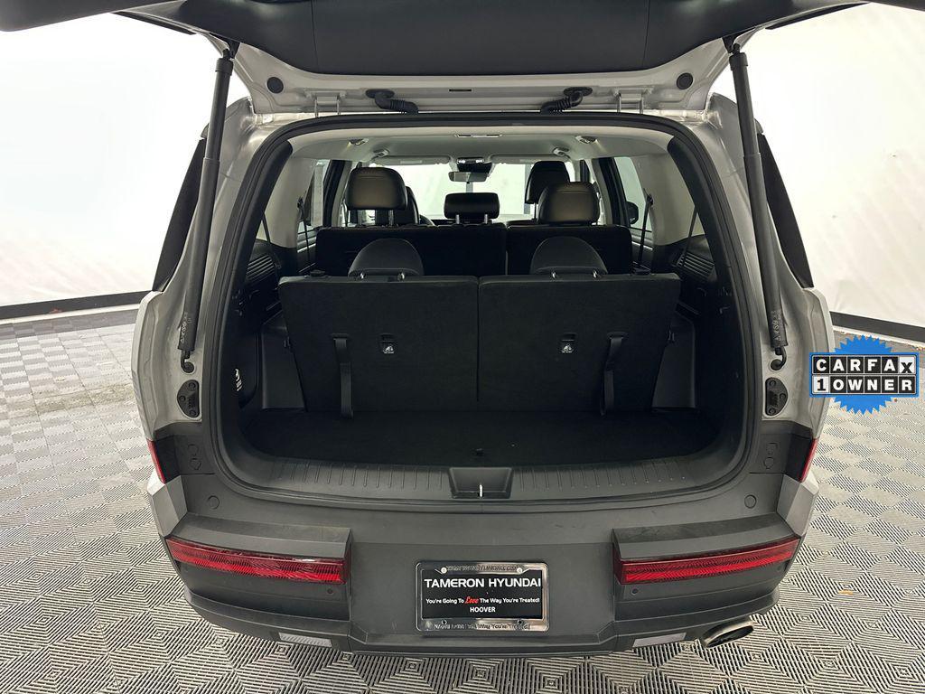 used 2024 Hyundai Santa Fe car, priced at $27,900