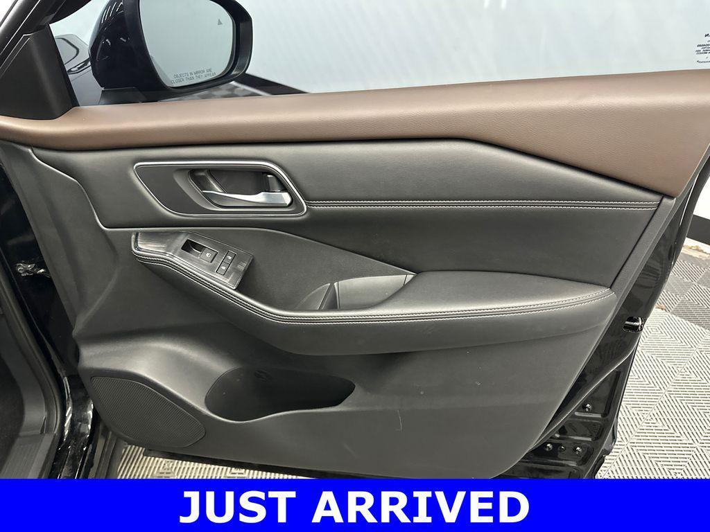 used 2021 Nissan Rogue car, priced at $19,291