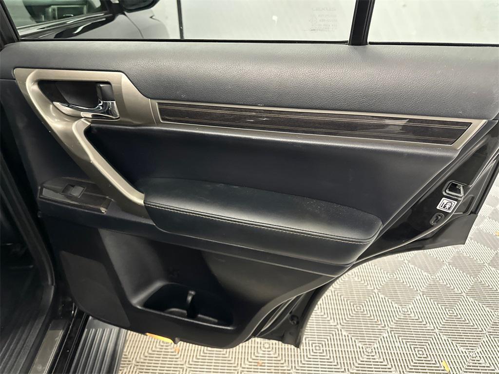 used 2020 Lexus GX 460 car, priced at $32,900