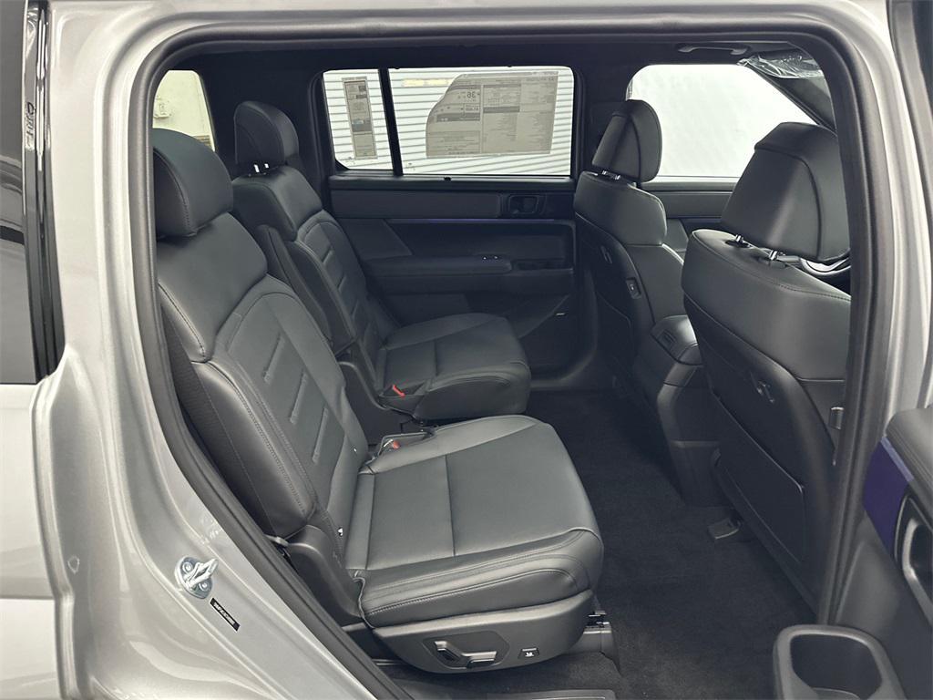 new 2026 Hyundai SANTA FE HEV car, priced at $45,603