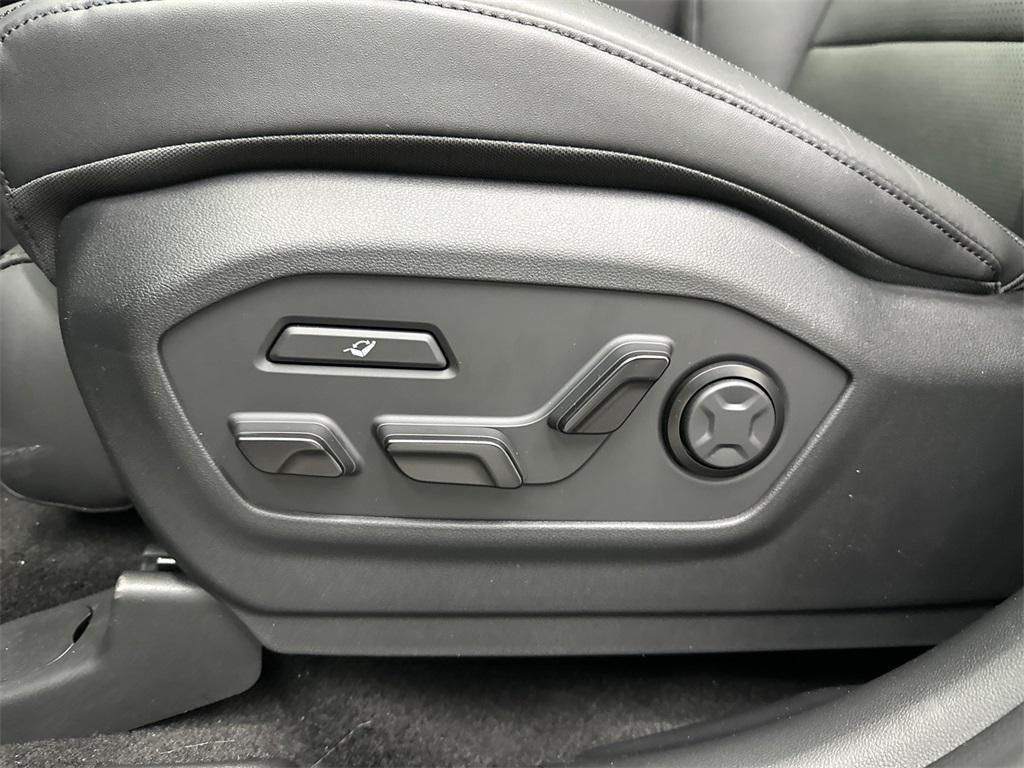 new 2026 Hyundai SANTA FE HEV car, priced at $45,603