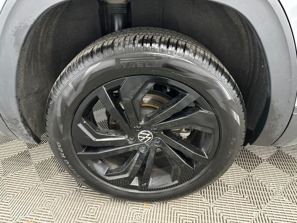 used 2022 Volkswagen Atlas car, priced at $23,655