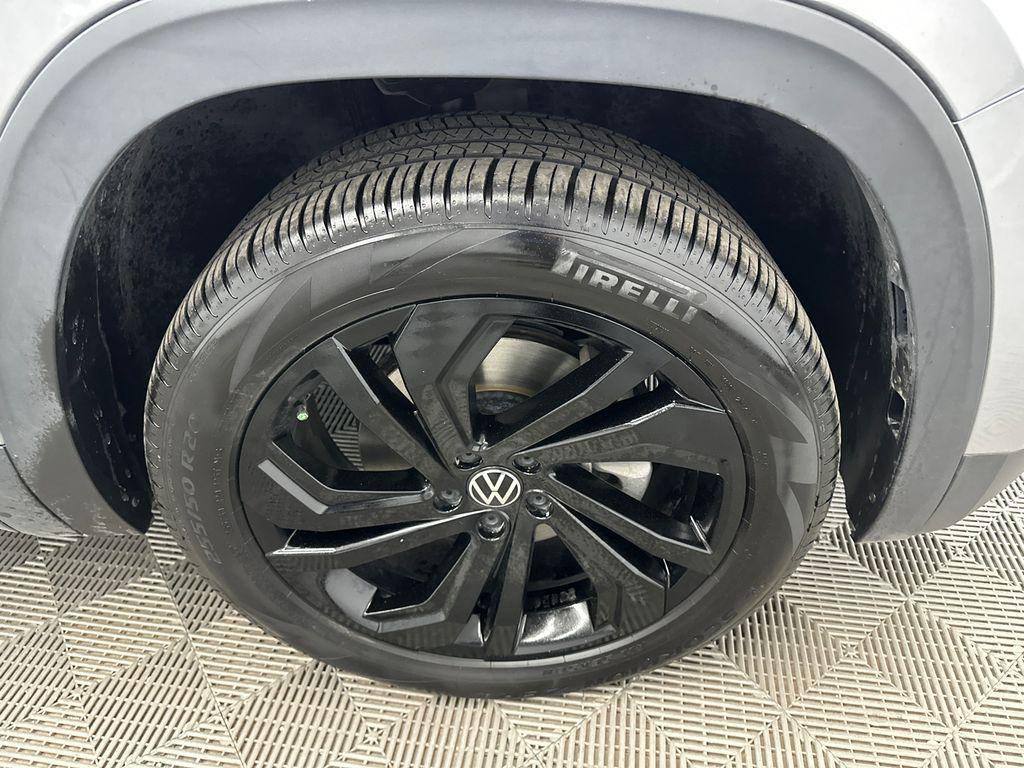 used 2022 Volkswagen Atlas car, priced at $23,655