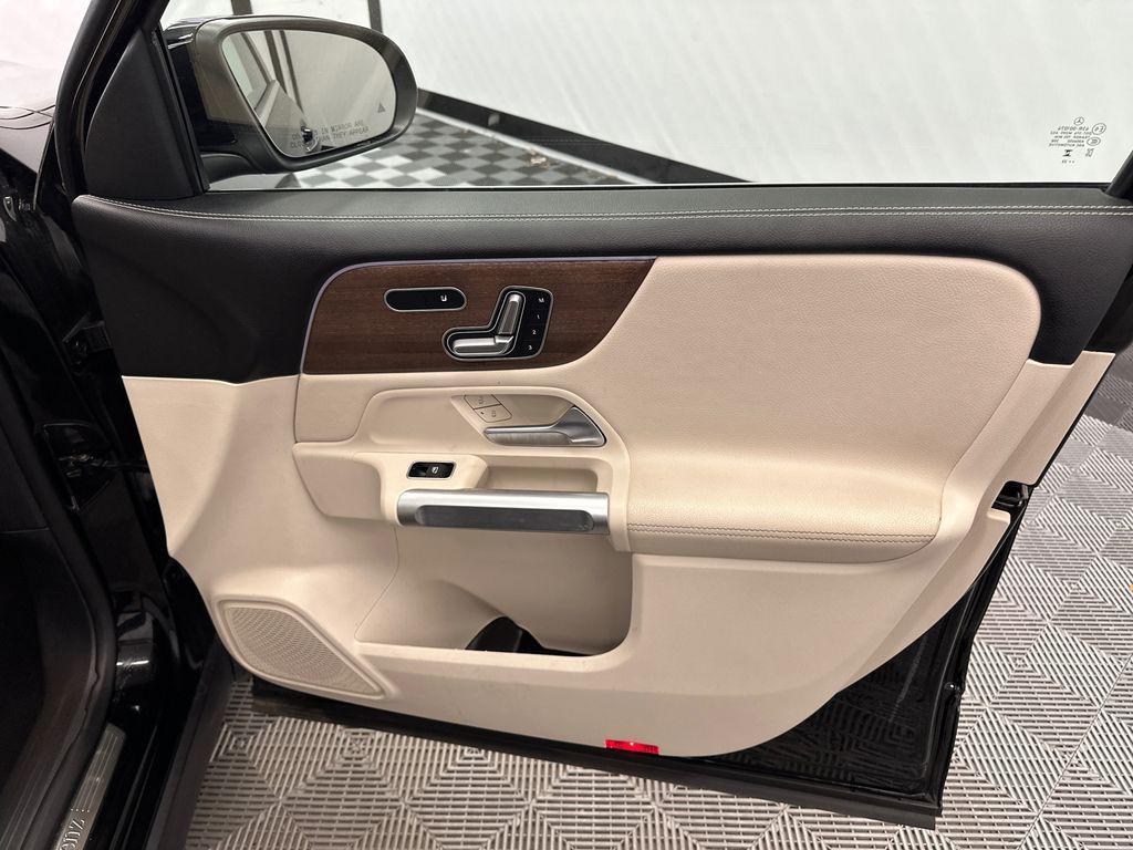 used 2023 Mercedes-Benz GLB 250 car, priced at $27,936