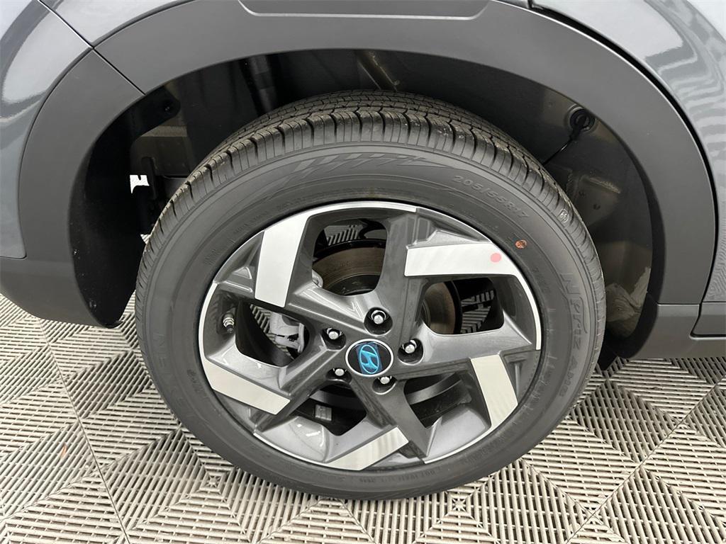 new 2026 Hyundai Venue car, priced at $25,050