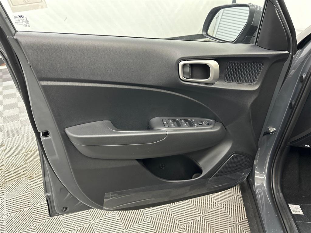 new 2026 Hyundai Venue car, priced at $25,050