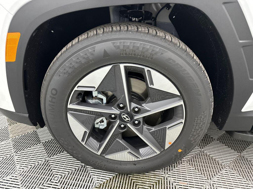 new 2026 Hyundai Tucson car, priced at $33,392