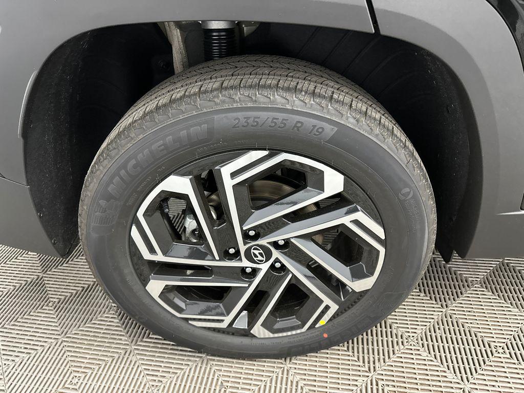 new 2026 Hyundai TUCSON Hybrid car, priced at $40,660