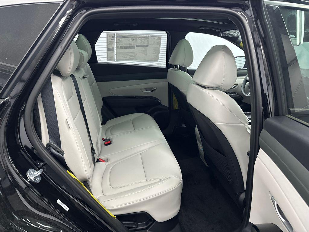 new 2026 Hyundai TUCSON Hybrid car, priced at $40,660