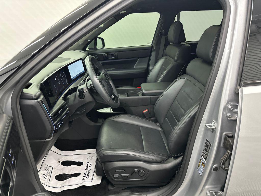 used 2025 Hyundai Santa Fe car, priced at $34,346
