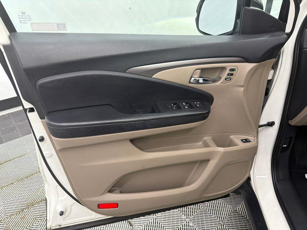 used 2019 Honda Pilot car, priced at $15,741