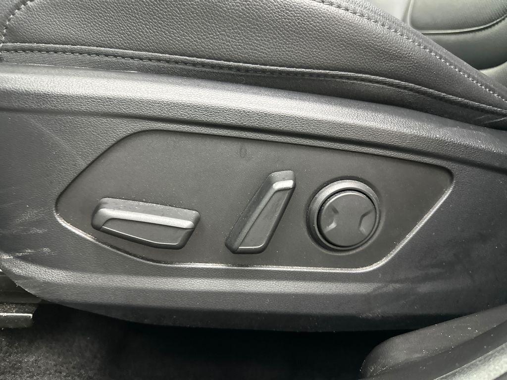 used 2025 Hyundai SANTA CRUZ car, priced at $24,599