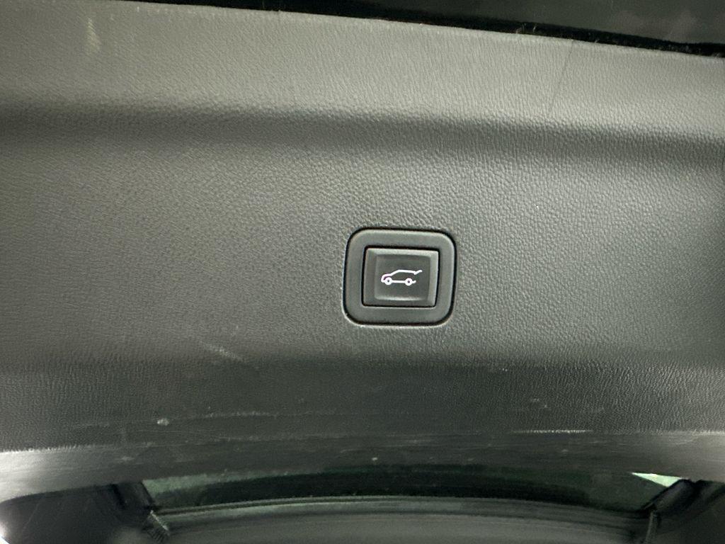 used 2023 Cadillac Escalade car, priced at $65,976