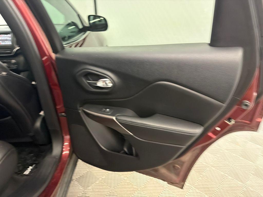 used 2019 Jeep Cherokee car, priced at $14,573