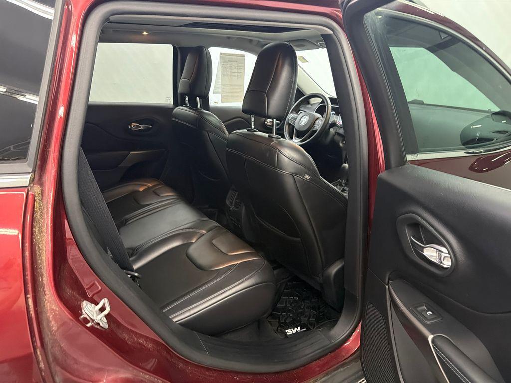 used 2019 Jeep Cherokee car, priced at $14,573