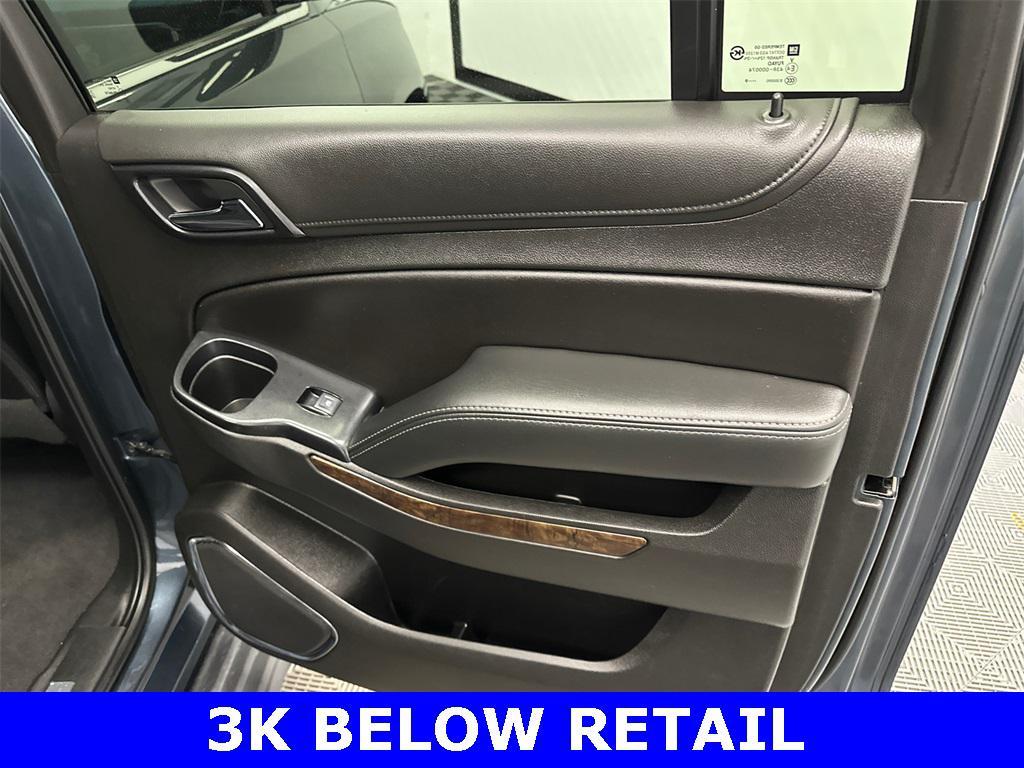 used 2020 Chevrolet Suburban car, priced at $27,300