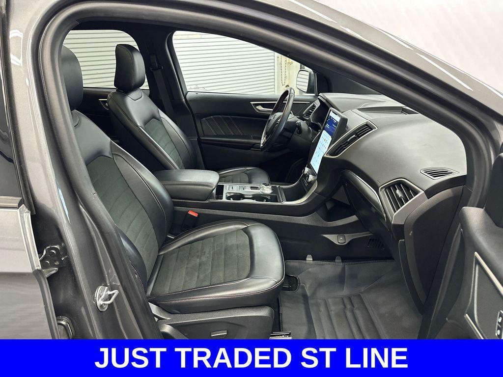 used 2024 Ford Edge car, priced at $29,895