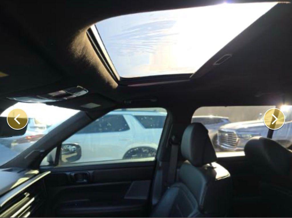 used 2025 Hyundai Santa Fe car, priced at $38,591