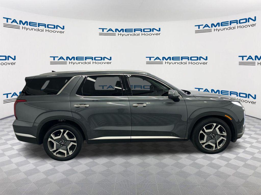 used 2025 Hyundai Palisade car, priced at $37,569