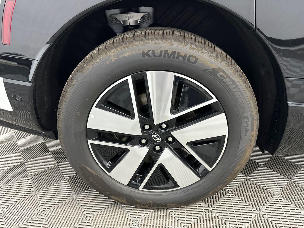 new 2026 Hyundai IONIQ 9 car, priced at $59,705