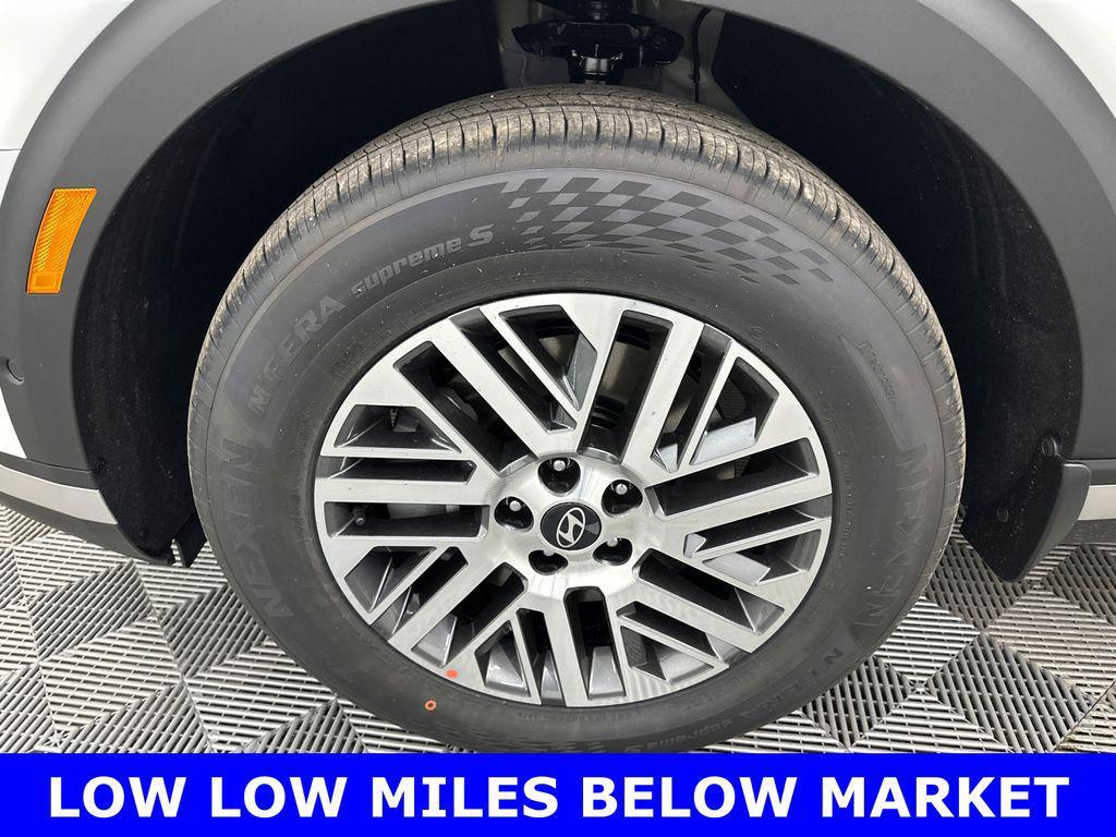 used 2026 Hyundai Palisade car, priced at $45,729