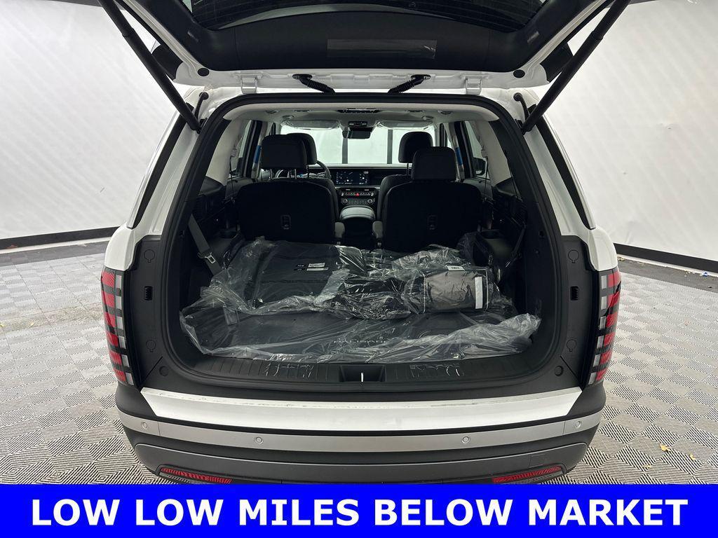 used 2026 Hyundai Palisade car, priced at $45,729